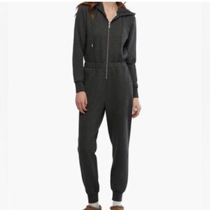 WeWoreWhat leisure suit dark heather gray NWT